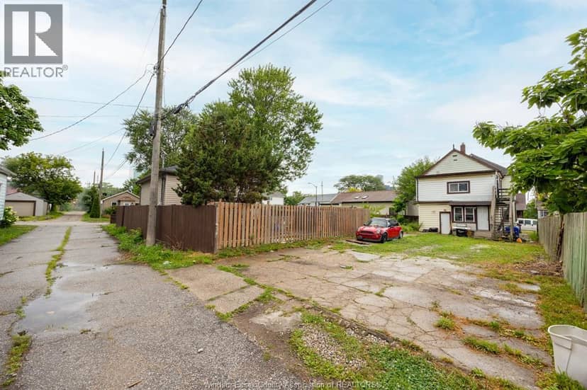 817 CHATHAM STREET East — photo 18 of 18