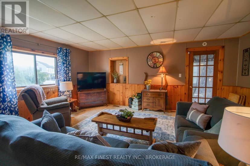 11621 Road 38 — photo 11 of 40
