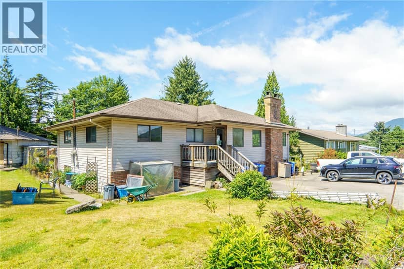 269 Matterson Dr, Ucluelet
