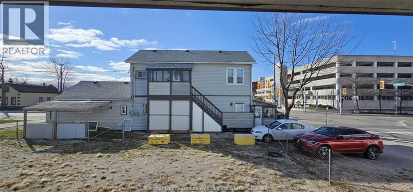 194 Glengarry Avenue — photo 5 of 6