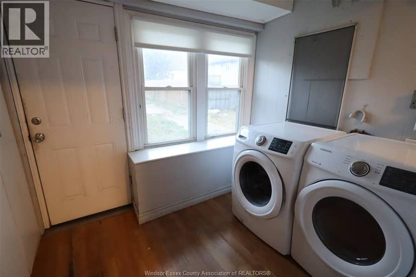 817 CHATHAM STREET East — photo 15 of 18