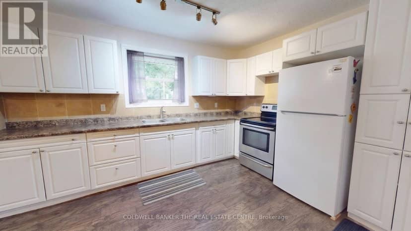 17 Courtland Street, Ramara, photo 7