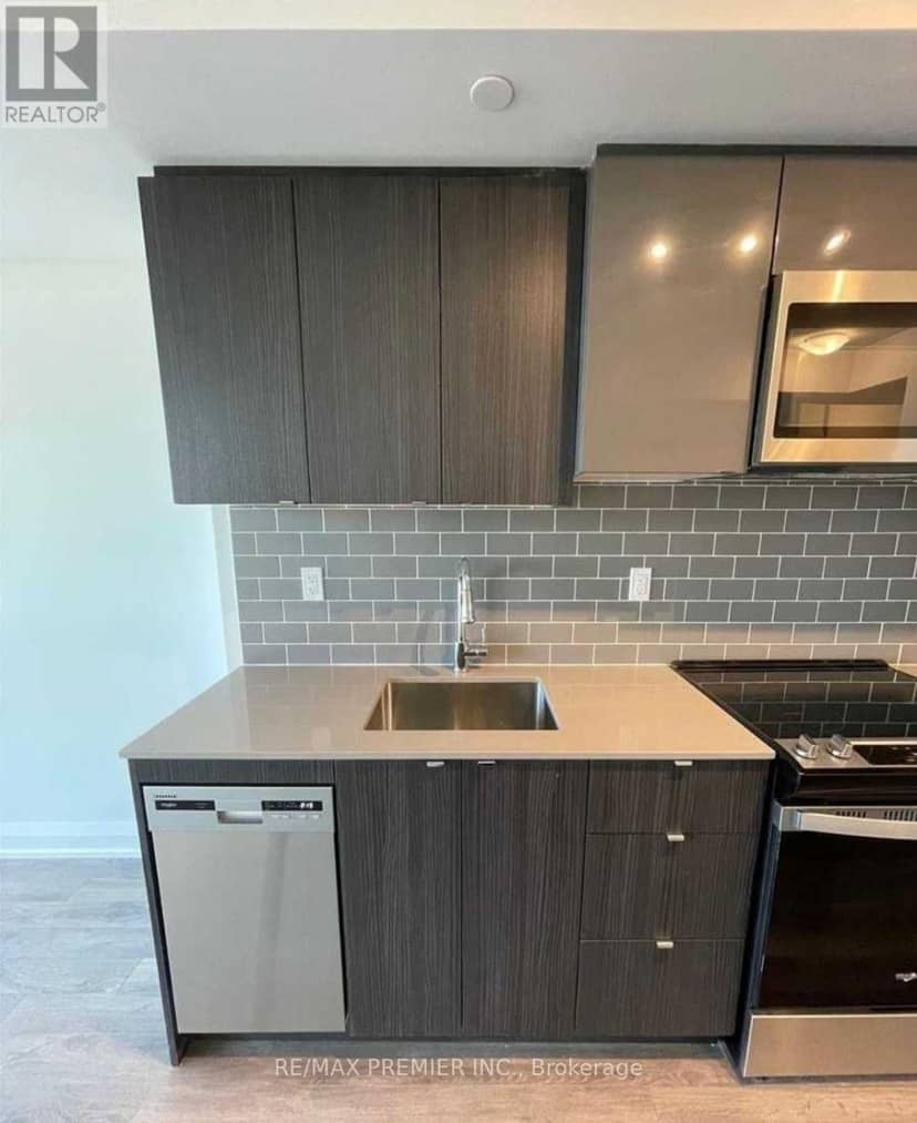 1508 - 1461 Lawrence Avenue W — photo 6 of 21