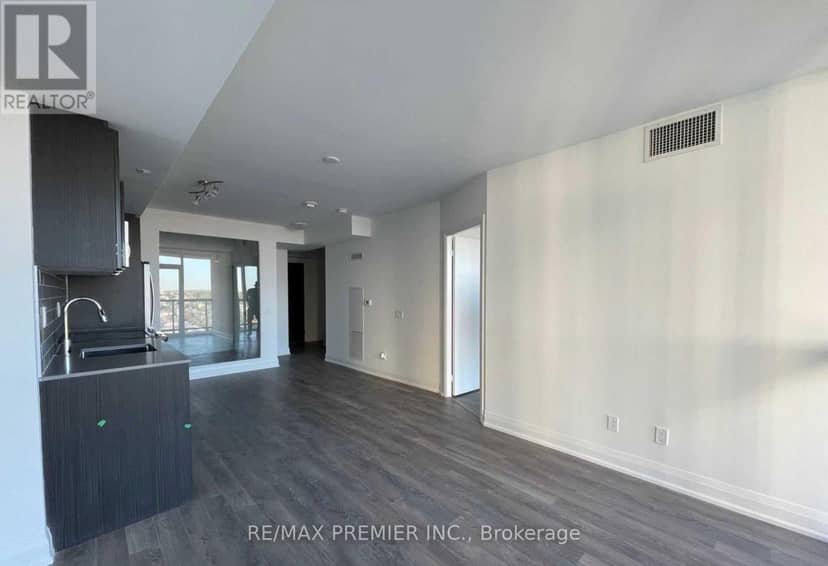 1508 - 1461 Lawrence Avenue W — photo 9 of 21