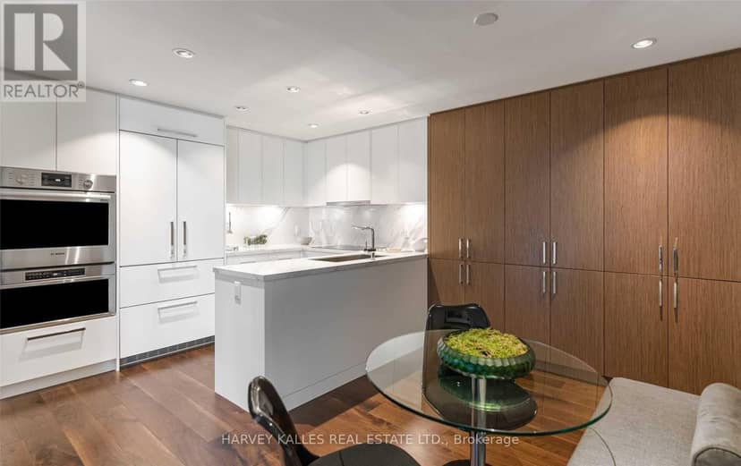 320 - 1 Benvenuto Place — photo 11 of 32
