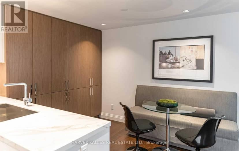 320 - 1 Benvenuto Place — photo 12 of 32