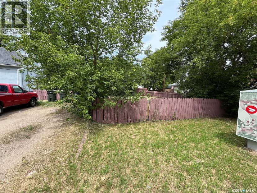 630 5Th AVENUE E, Prince Albert, photo 5