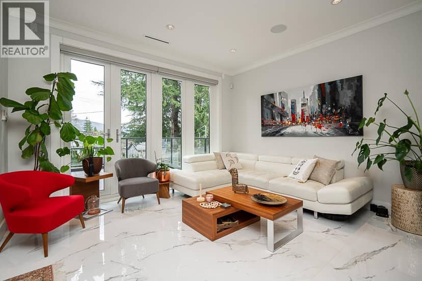 4365 MOUNTAIN HIGHWAY, North Vancouver, photo 5