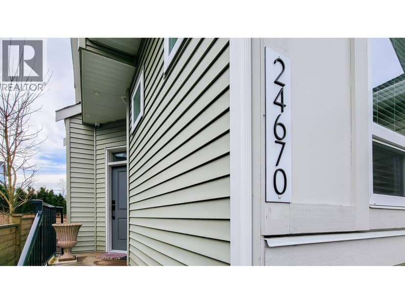 24670 106 AVENUE, Maple Ridge, photo 2