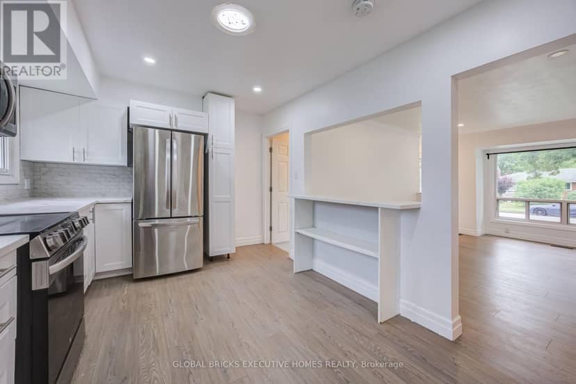 100 Lauris Avenue — photo 22 of 39