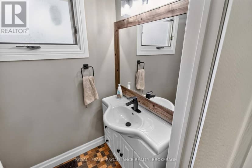 294 Rosemount Terrace — photo 27 of 40