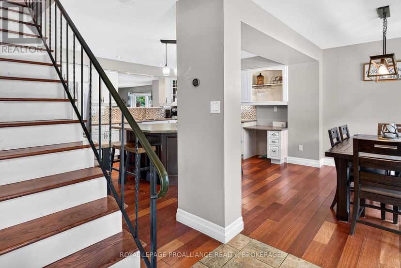 294 Rosemount Terrace, Kingston, photo 7