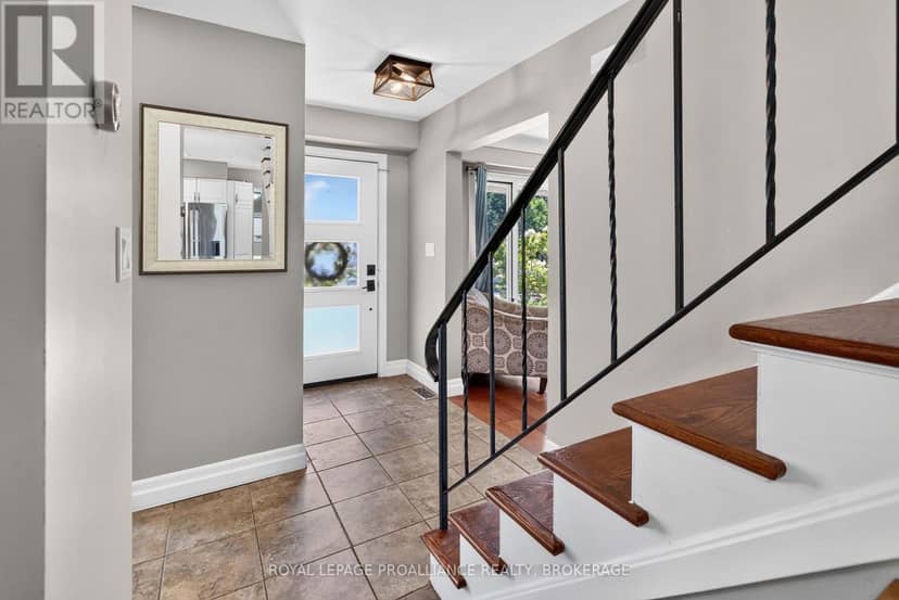 294 Rosemount Terrace, Kingston, photo 8