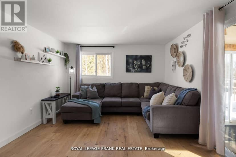 2378 Monck Road — photo 14 of 39