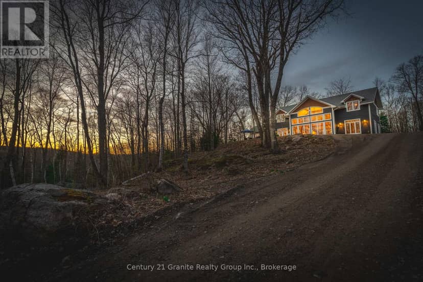 1277 Grace Road, Minden Hills, photo 2