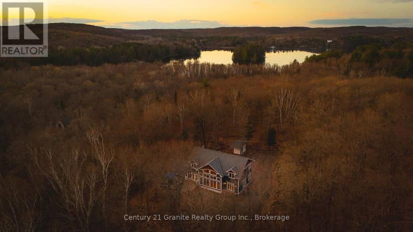 1277 Grace Road, Minden Hills, photo 6