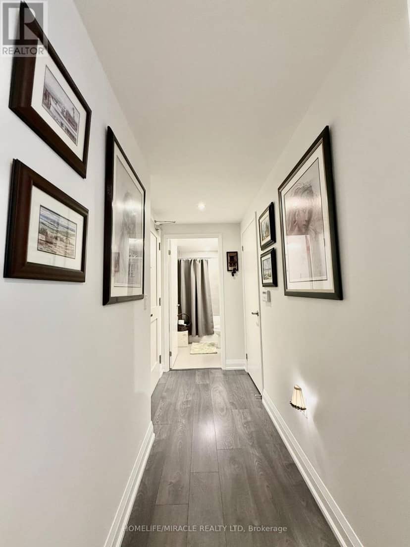 543 - 26 Gibbs Road — photo 16 of 40