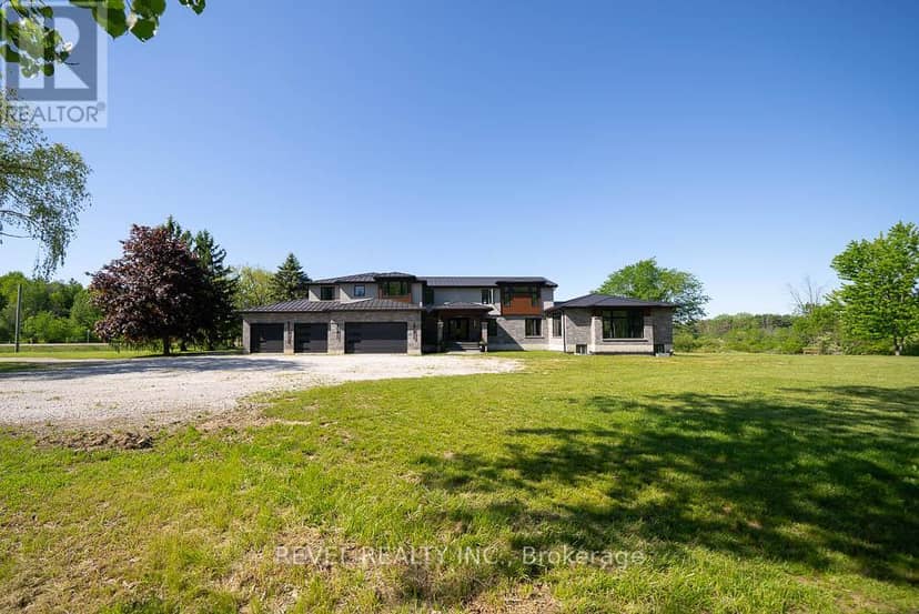 1679 Highway 6 — photo 2 of 40