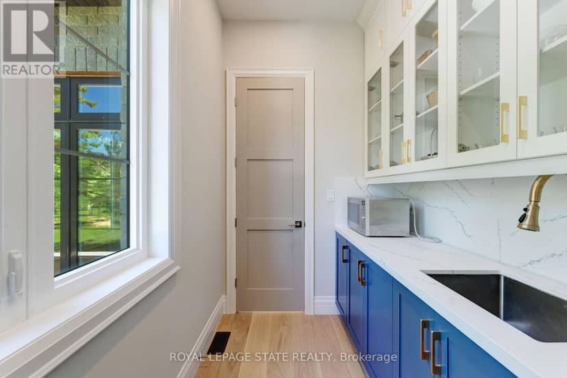986 Highway 8 — photo 13 of 40