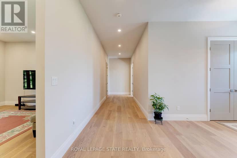 986 Highway 8 — photo 19 of 40