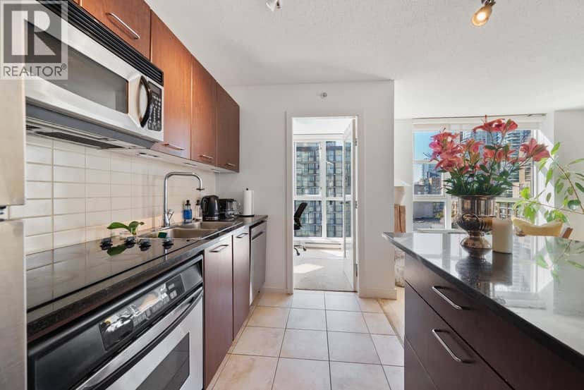 808 1199 SEYMOUR STREET, Vancouver, photo 3