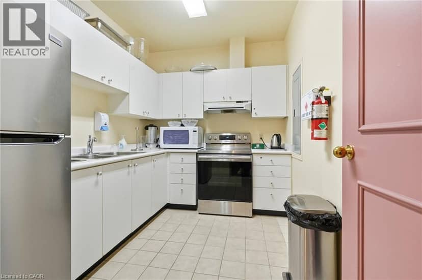 8111 FOREST GLEN Drive Unit# 521 — photo 35 of 40
