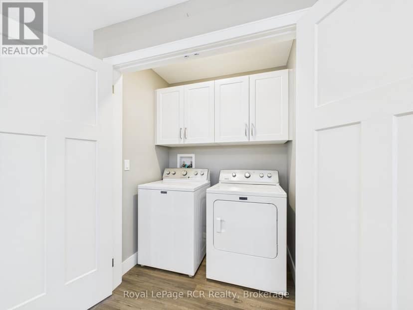 36 Jordan Crescent — photo 14 of 31