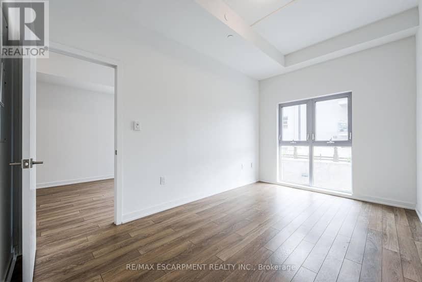 112 - 2433 Dufferin Street — photo 18 of 28