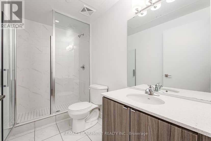 112 - 2433 Dufferin Street — photo 20 of 28