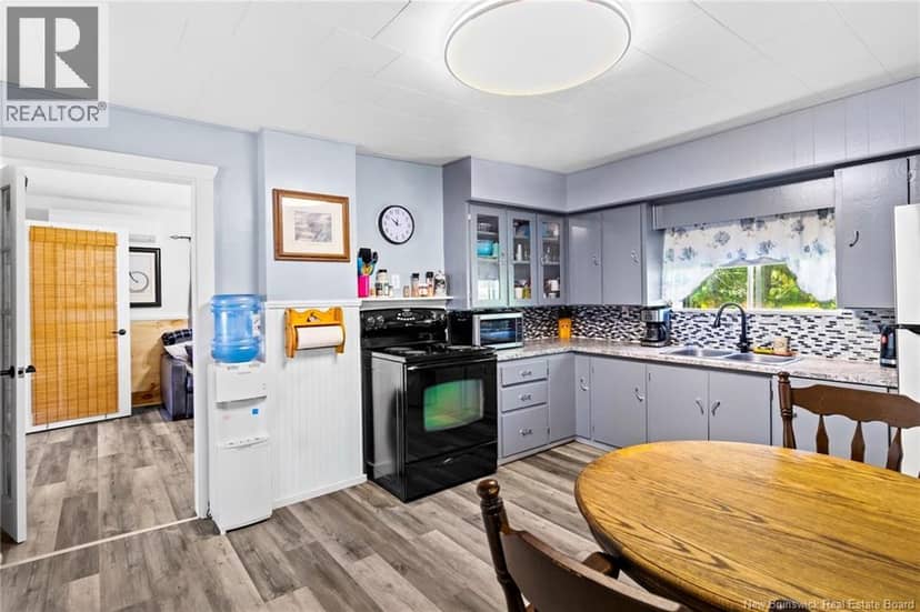 880 Pleasant Drive, Minto, photo 6