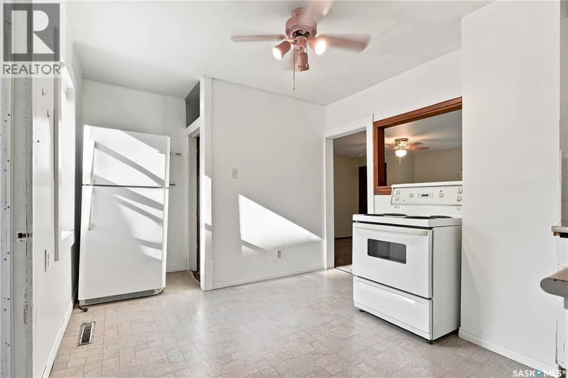 1015 J Avenue N — photo 12 of 26