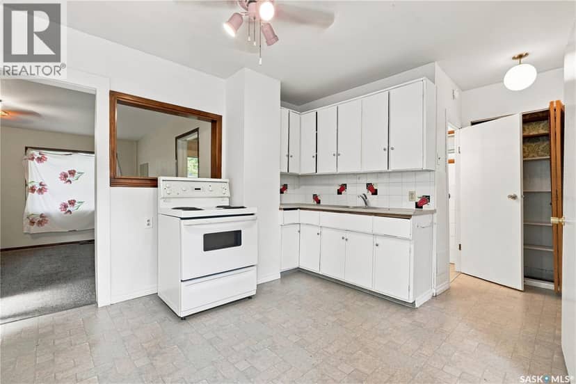 1015 J Avenue N — photo 13 of 26