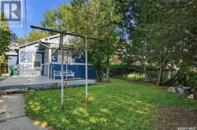 1015 J Avenue N — photo 23 of 26