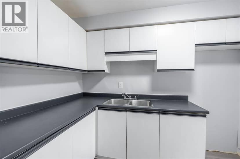 405 Cardiff PLACE — photo 19 of 34