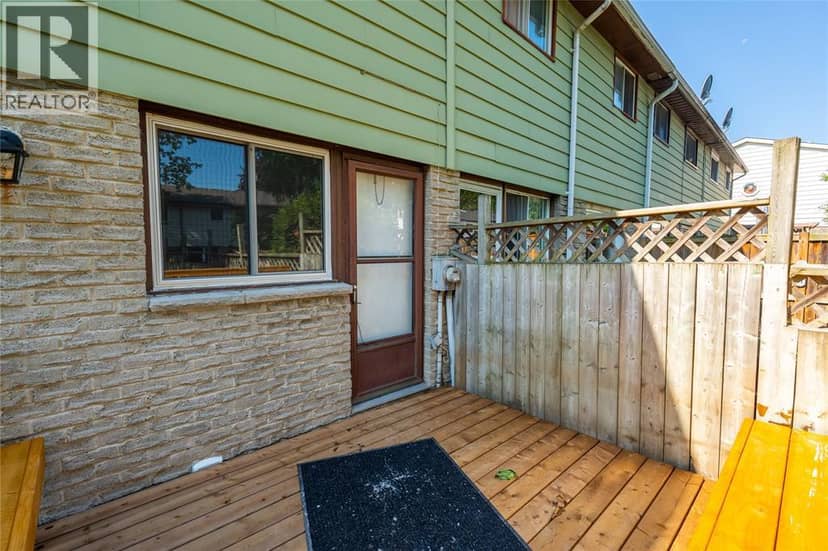 405 Cardiff PLACE — photo 14 of 34