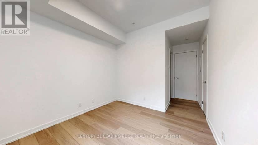 224 - 101 Cathedral High Street — photo 18 of 30