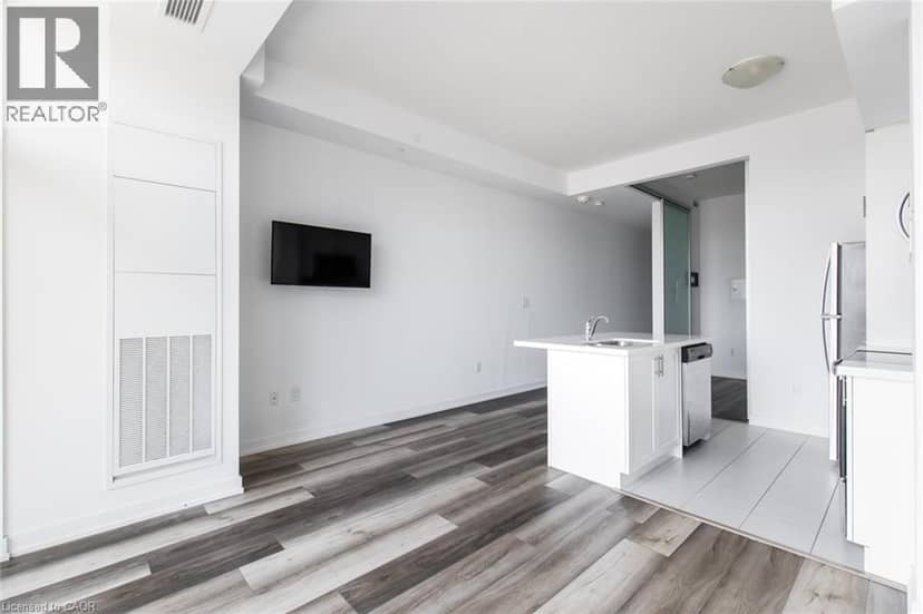 450 DUNDAS Street E Unit# 416 — photo 12 of 25