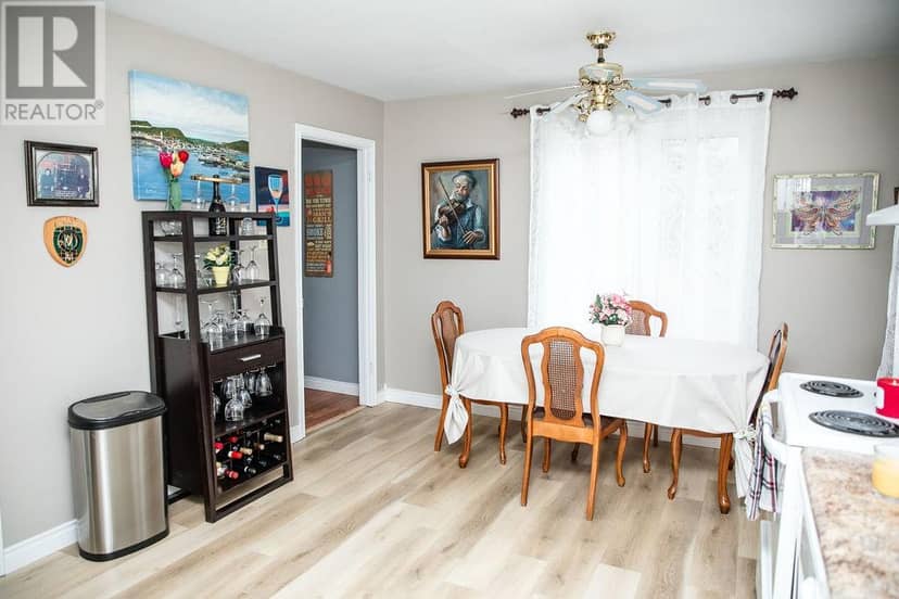 68 Fox Harbour Road — photo 7 of 40