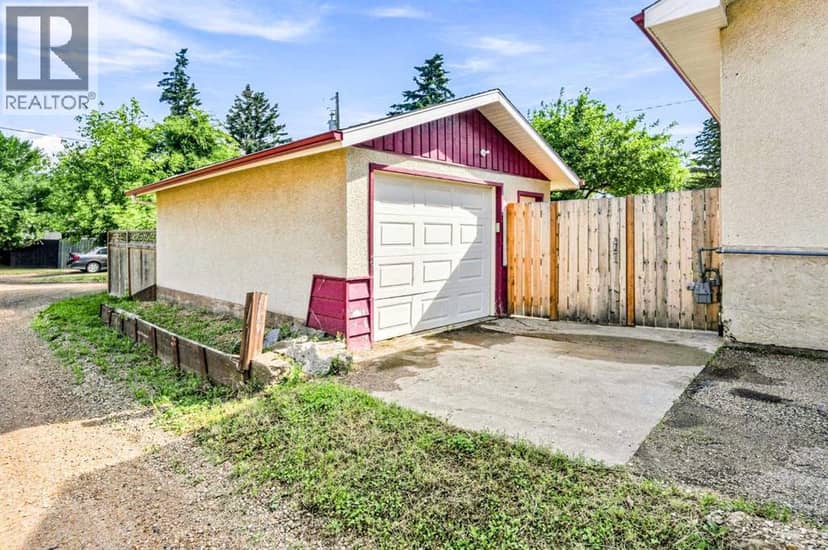 36 Grandview Crescent — photo 25 of 27