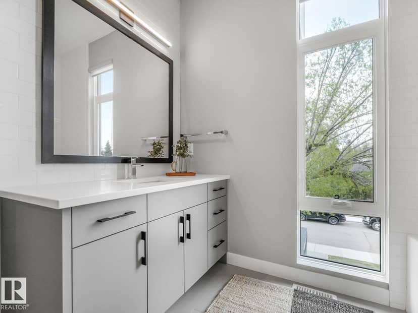 11613 72 AV NW — photo 12 of 24
