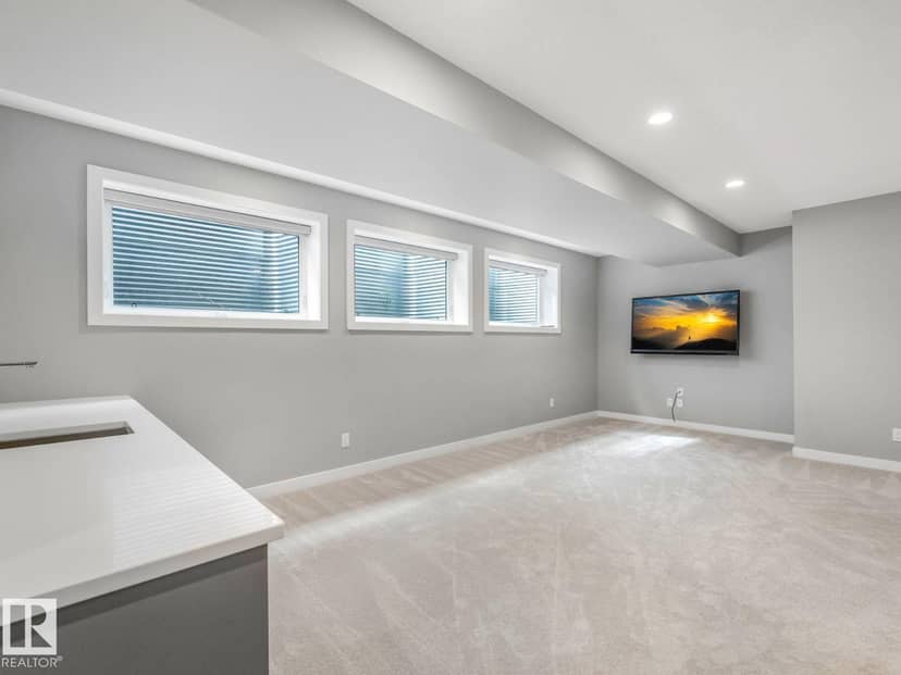 11613 72 AV NW — photo 13 of 24