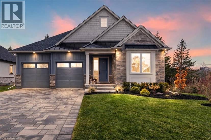 27 MAPLE LEAF Avenue S — photo 1 of 40