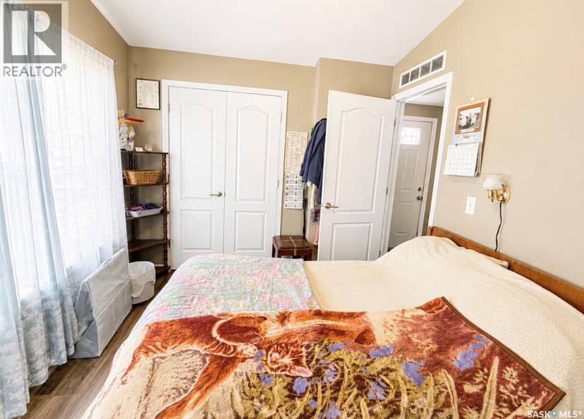 160 Prairie Sun COURT — photo 11 of 17