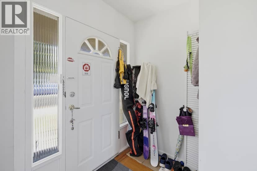 4656 BRENTLAWN DRIVE, Burnaby, photo 3