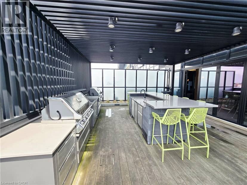 181 KING Street S Unit# 1812 — photo 34 of 40
