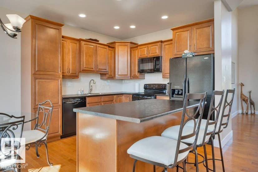 10043 Twp Road 452 — photo 13 of 40