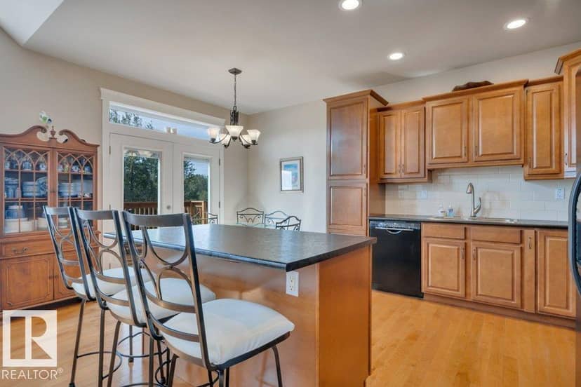 10043 Twp Road 452 — photo 10 of 40