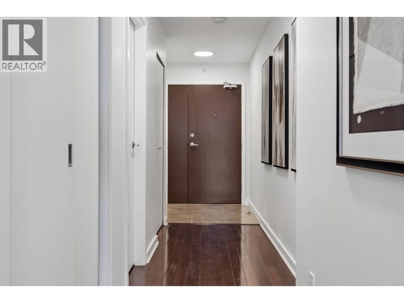 2106 918 COOPERAGE WAY, Vancouver, photo 4