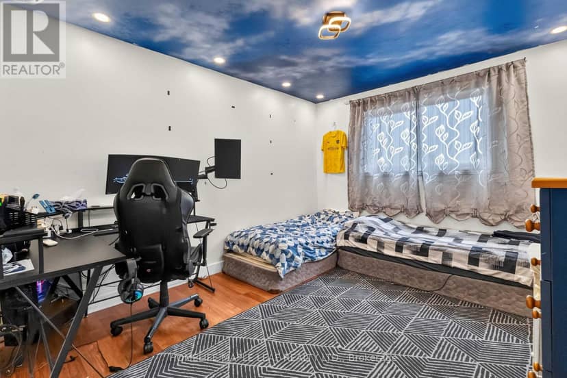19 - 178 Grulke Street — photo 17 of 26