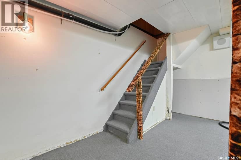 229 Victoria STREET — photo 24 of 32